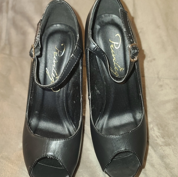 Privileged spiked platform heels - Picture 4 of 5